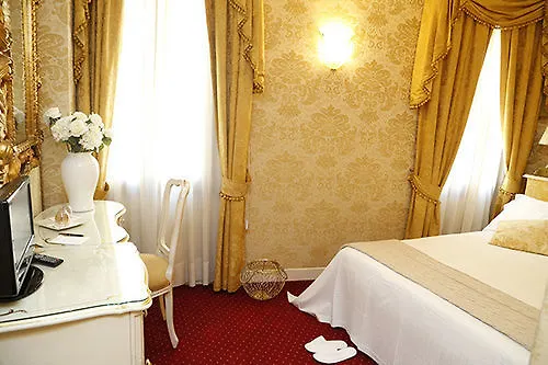 Casa Dei Cavalieri Apartment Venice Italy