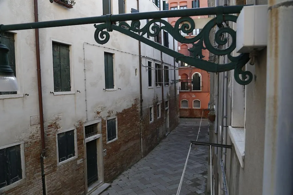 Ferienwohnung Casa Dei Cavalieri Venedig